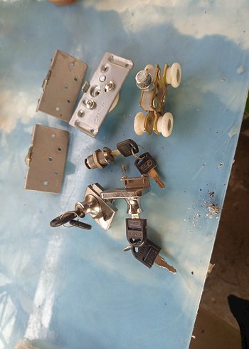 karışık mobilya hırdavat ürünleri - Görsel 3