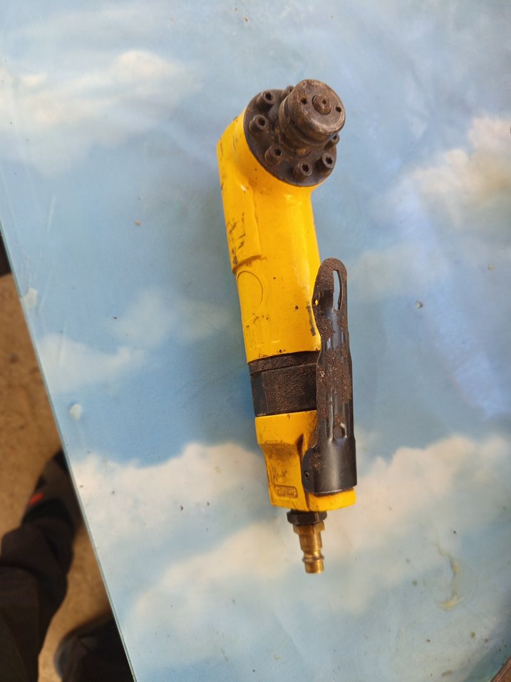 Sarı Havalı Kesme ve Taşlama  bakım istiyor - Görsel 2