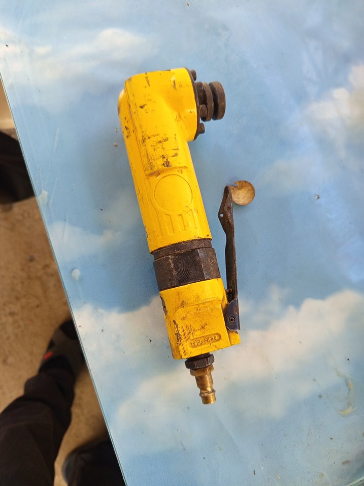 Sarı Havalı Kesme ve Taşlama  bakım istiyor - Görsel 3