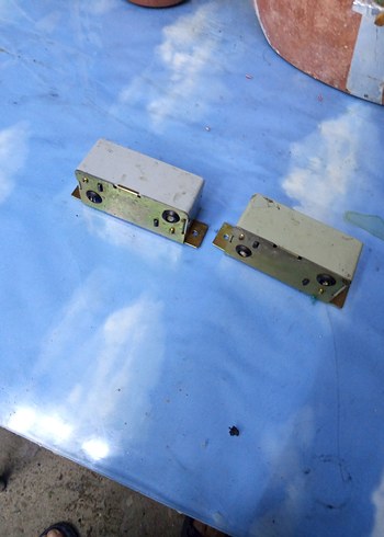 Beyaz Açma/Kapama Düğmeli Elektrik Anahtarı - Görsel 5