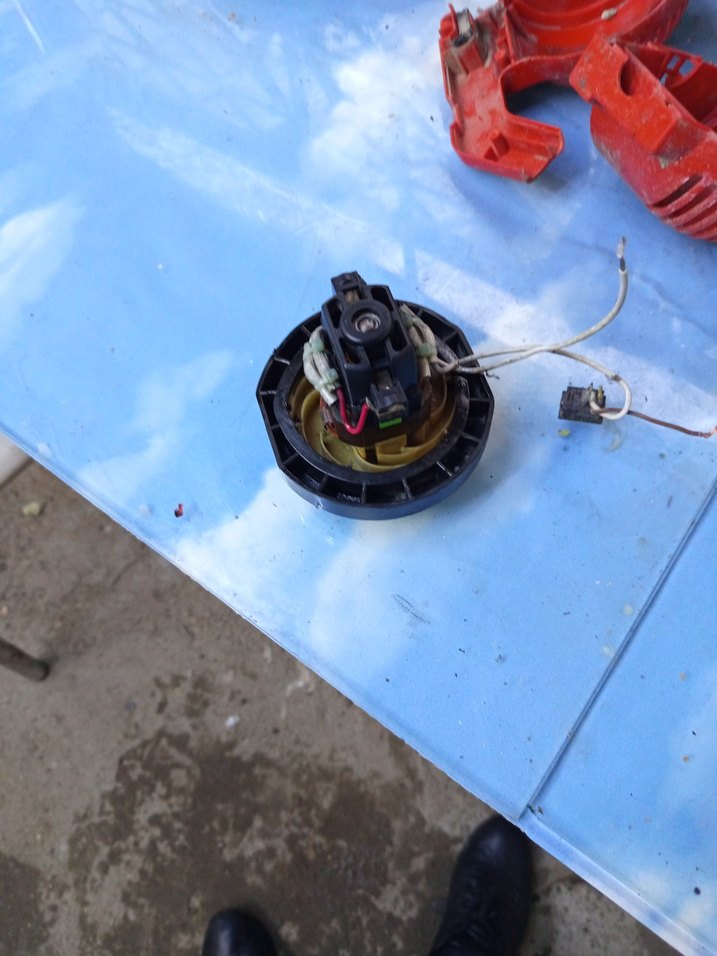 Mavi Gri Elektrikli Süpürge Parçası - Görsel 5