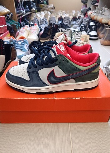 Nike SB Dunk Low Katsuhiro