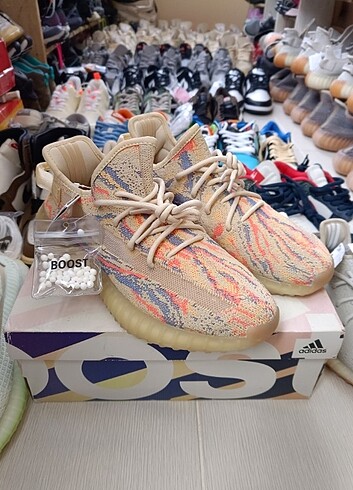 Adidas Yeezy Boost 350 V2 
