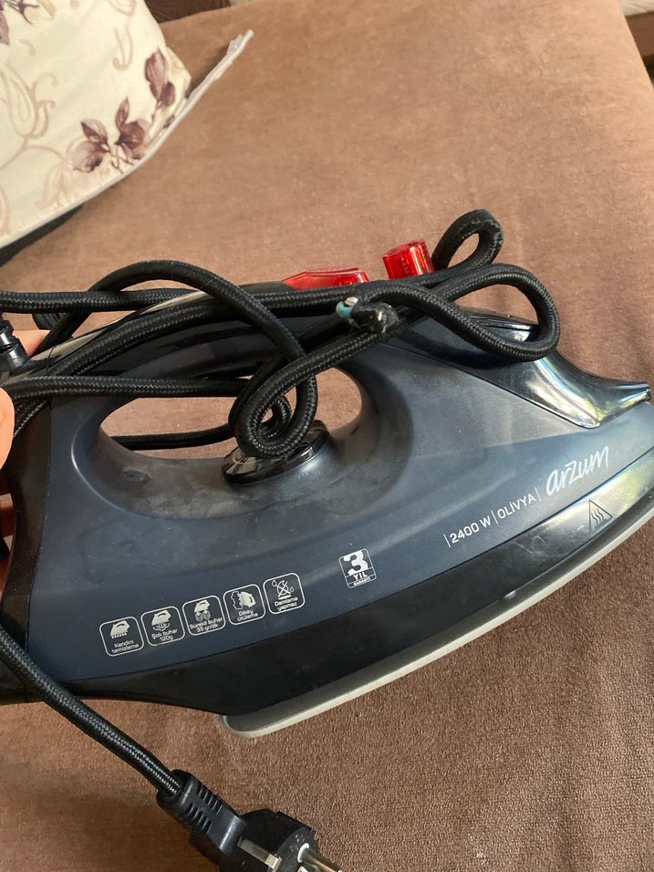 2400 W Siyah Arzum Ütü - Görsel 4