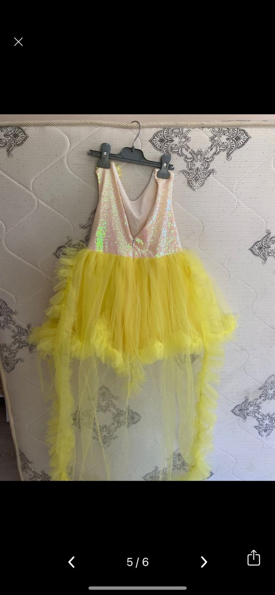 Sarı Tüllü Kolsuz Kız Çocuk Elbise - Görsel 3