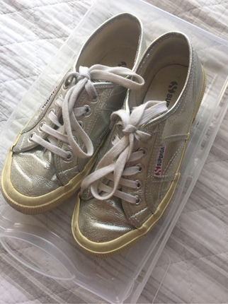 Superga ayakkabı