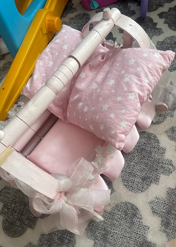 Diğer Oyuncak Bebek Beşiği