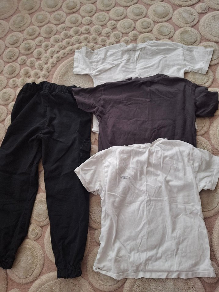 4 lü fiyatıdır Bol Kesim Siyah Eşofman Altı ve Beyaz Tişört - Görsel 3