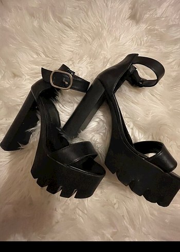 Kadın Siyah Platform Topuklu Deri Ayakkabı - Görsel 2