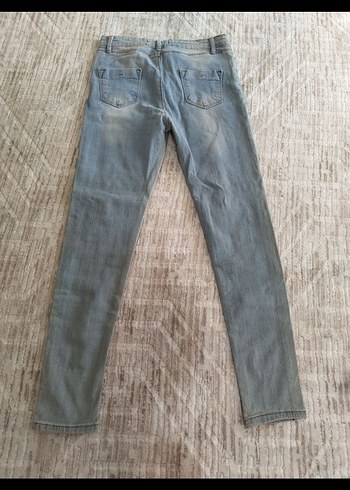 Yırtık Detaylı Rahat Kesim Kadın Kot Pantolon - Görsel 2