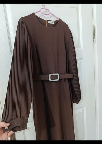 Kahverengi Kemerli Uzun Kollu Uzun Elbise - Görsel 2