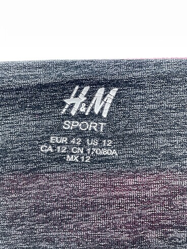 42 Beden pembe Renk H&M Mini Şort %70 İndirimli.