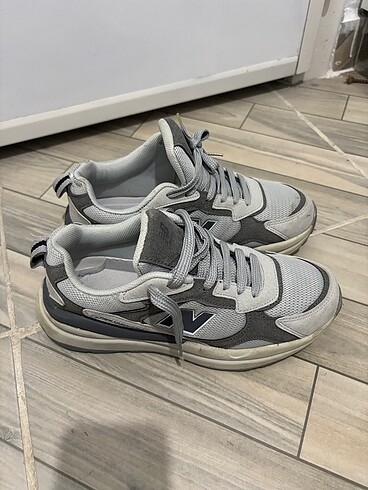 New Balance Orjinaliyle birebir aynı