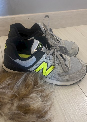 Gri Kadın Spor Ayakkabı Velcro Detaylı