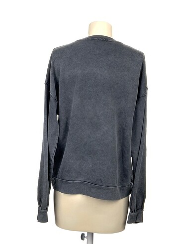 l Beden Stradivarius Sweatshirt %70 İndirimli.