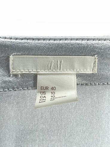 40 Beden çeşitli Renk H&M Bluz %70 İndirimli.