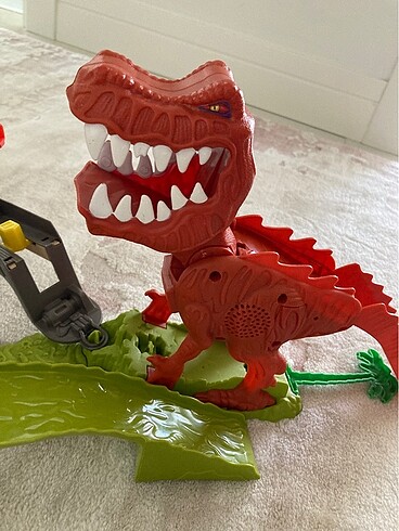 Beden Renk Hot wheels çılgın dinozor t-rex oyun seti