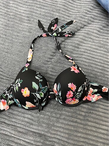 H&M Hm Bikini üstü