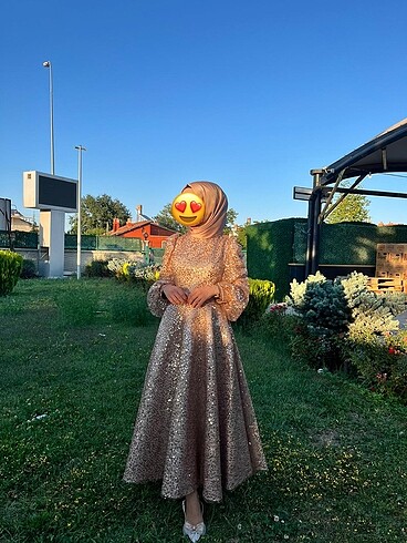 Gold Rose Eva Abiye