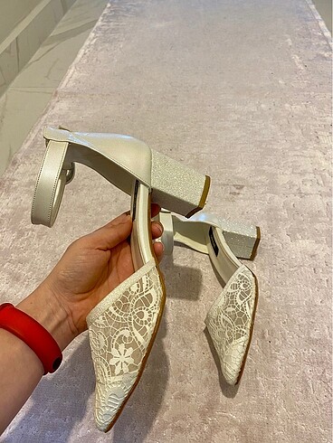 Beyaz gelinlik ayakkabısı - Görsel 7