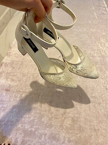Beyaz gelinlik ayakkabısı - Görsel 9
