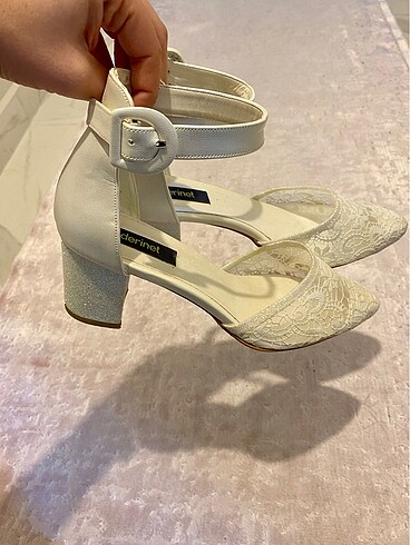 Beyaz gelinlik ayakkabısı - Görsel 8