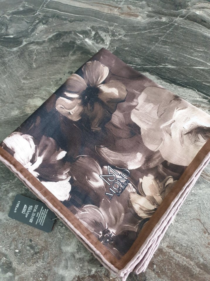 Kahverengi Vintage Desenli Kadın soft esarp - Görsel 3