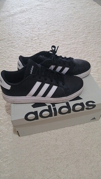 Adidas ayakkabı 