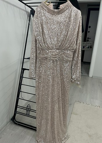 Uzun Kollu İşlemeli Abiye Elbise - Görsel 2