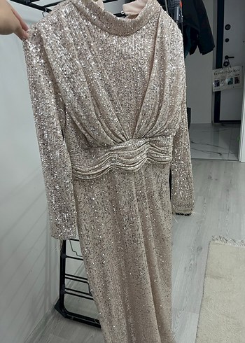 Uzun Kollu İşlemeli Abiye Elbise - Görsel 3