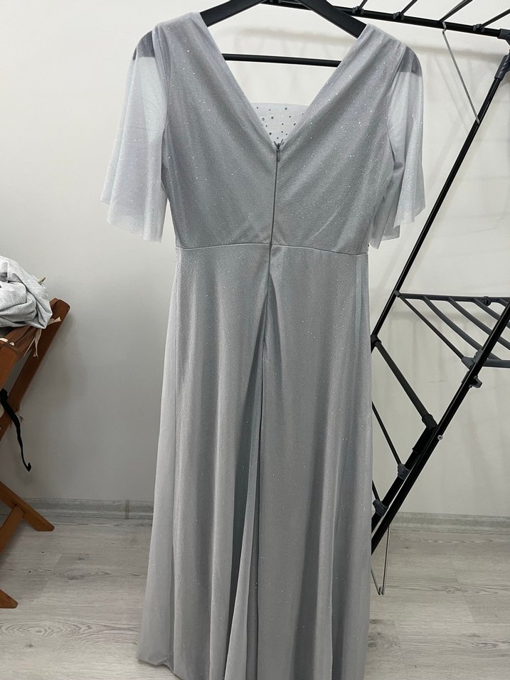 Gri Uzun V Yaka Drapeli Abiye Elbise - Görsel 2