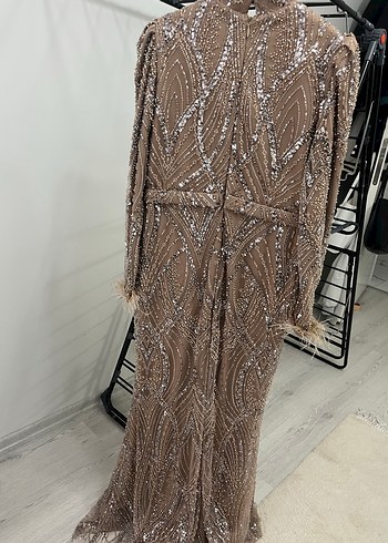 Uzun Kollu, Yüksek Yakalı pullu Nişan Elbisesi - Görsel 5