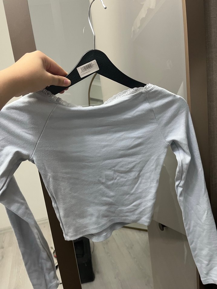 V Yaka açık mavi Uzun Kollu Kadın Bluz - Görsel 2