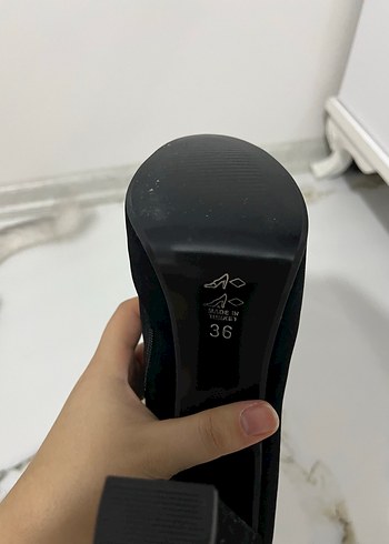 Siyah Süet Platform Topuklu Kadın Bot - Görsel 6