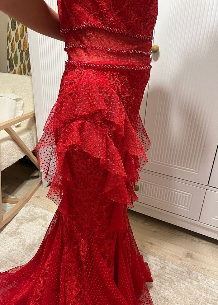 Kırmızı uzun elbise - Görsel 2