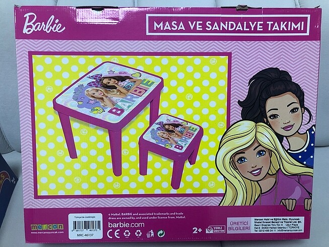 Barbie Çocuk masa ve sandalye
