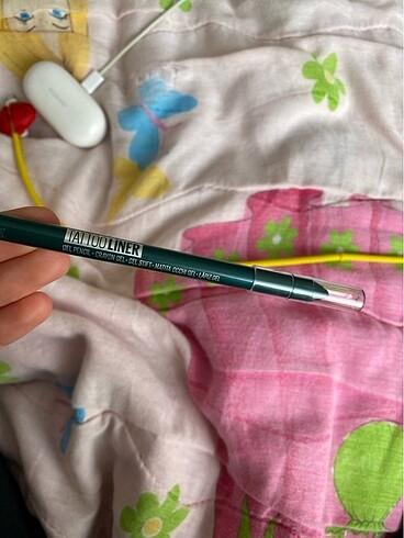 Tattoo liner 932 intense green