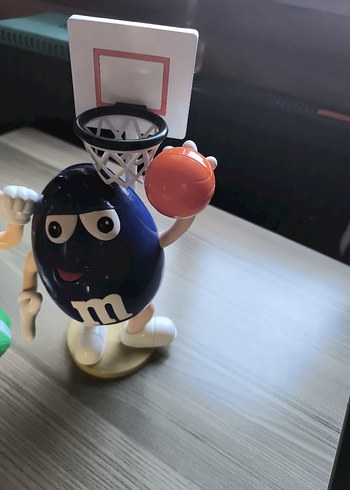  Beden Renkli M&M's Spor Temalı Figürler