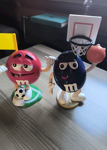 Renkli M&M's Spor Temalı Figürler