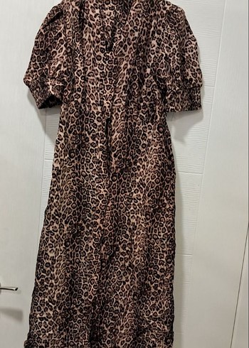 44 Beden Kahverengi Leopar Desenli Uzun Elbise
