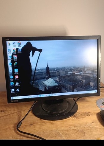 Siyah İnce Çerçeveli Monitör - Görsel 3