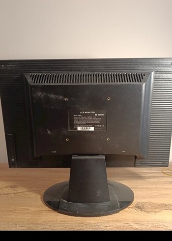 Siyah İnce Çerçeveli Monitör - Görsel 4