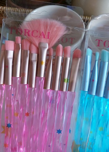 Pastel Renkli Çoklu Makyaj Fırça Seti - Görsel 3