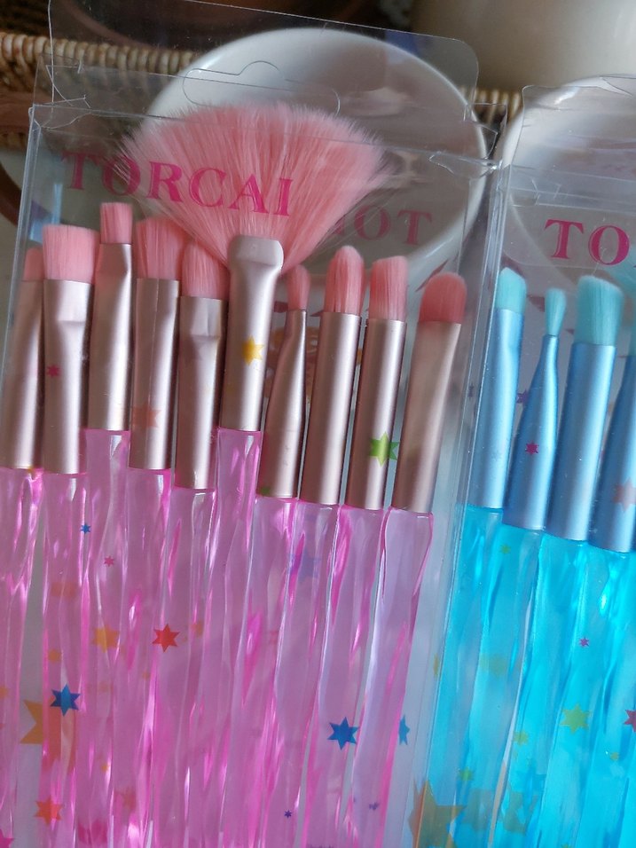 Pastel Renkli Çoklu Makyaj Fırça Seti - Görsel 3