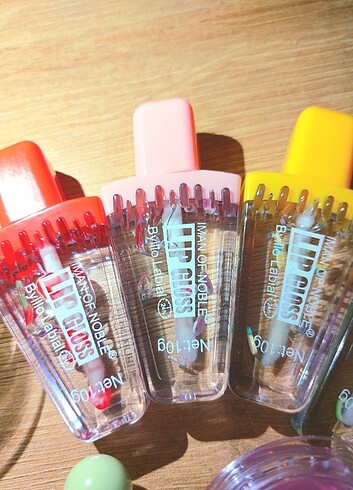 Beden Renk Lip balm lipgloss dudak parlatıcı nemlendirici