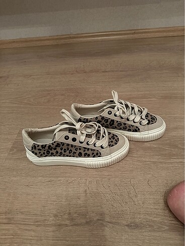 Zara Zara kız çocuk spor ayakkabı