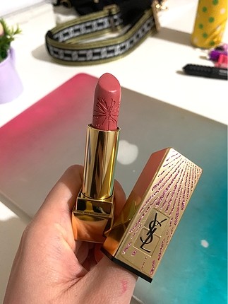 Yves Saint Laurent ruj