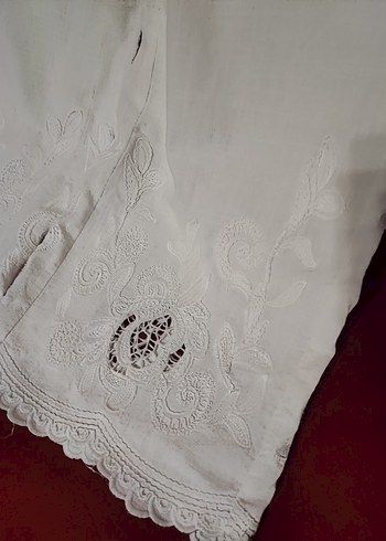 m Beden Zara İşlemeli Pantolon