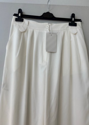 Beyaz Salaş Kadın saten  Pantolon - Görsel 2