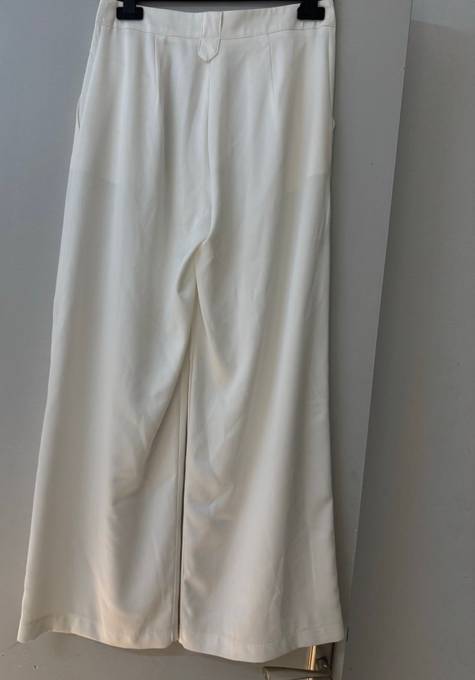 Beyaz Salaş Kadın saten  Pantolon - Görsel 3